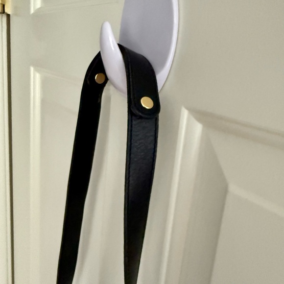 Dior Black Leather Crossbody Bag - Picture 8 of 13